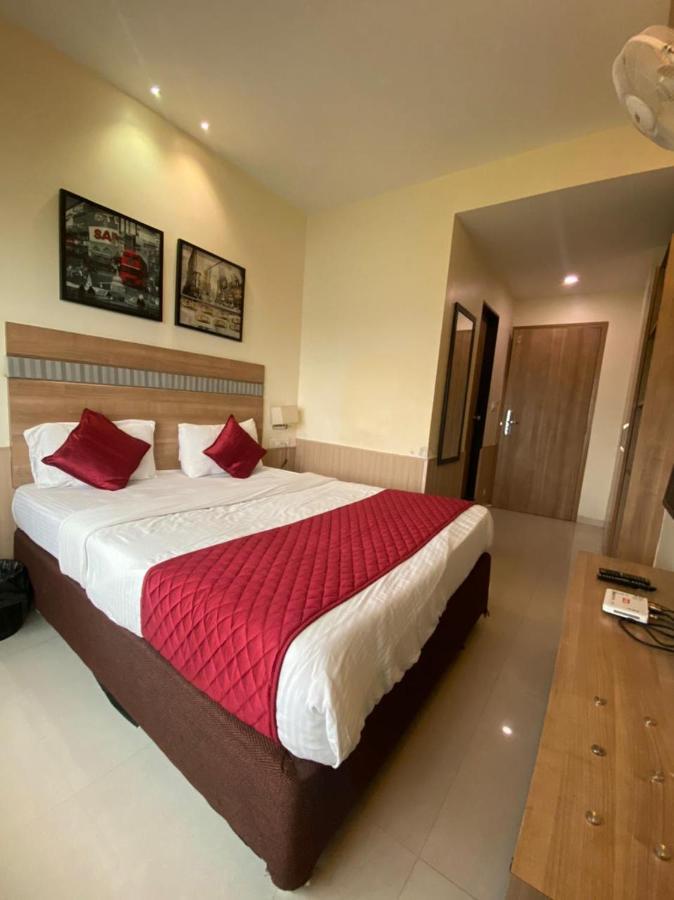 Hotel Airport Prime -Near Mumbai International Airport Andheri East Dış mekan fotoğraf